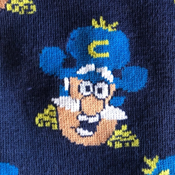 🆕 Cap’n Crunch Graphic Socks - Picture 2 of 6